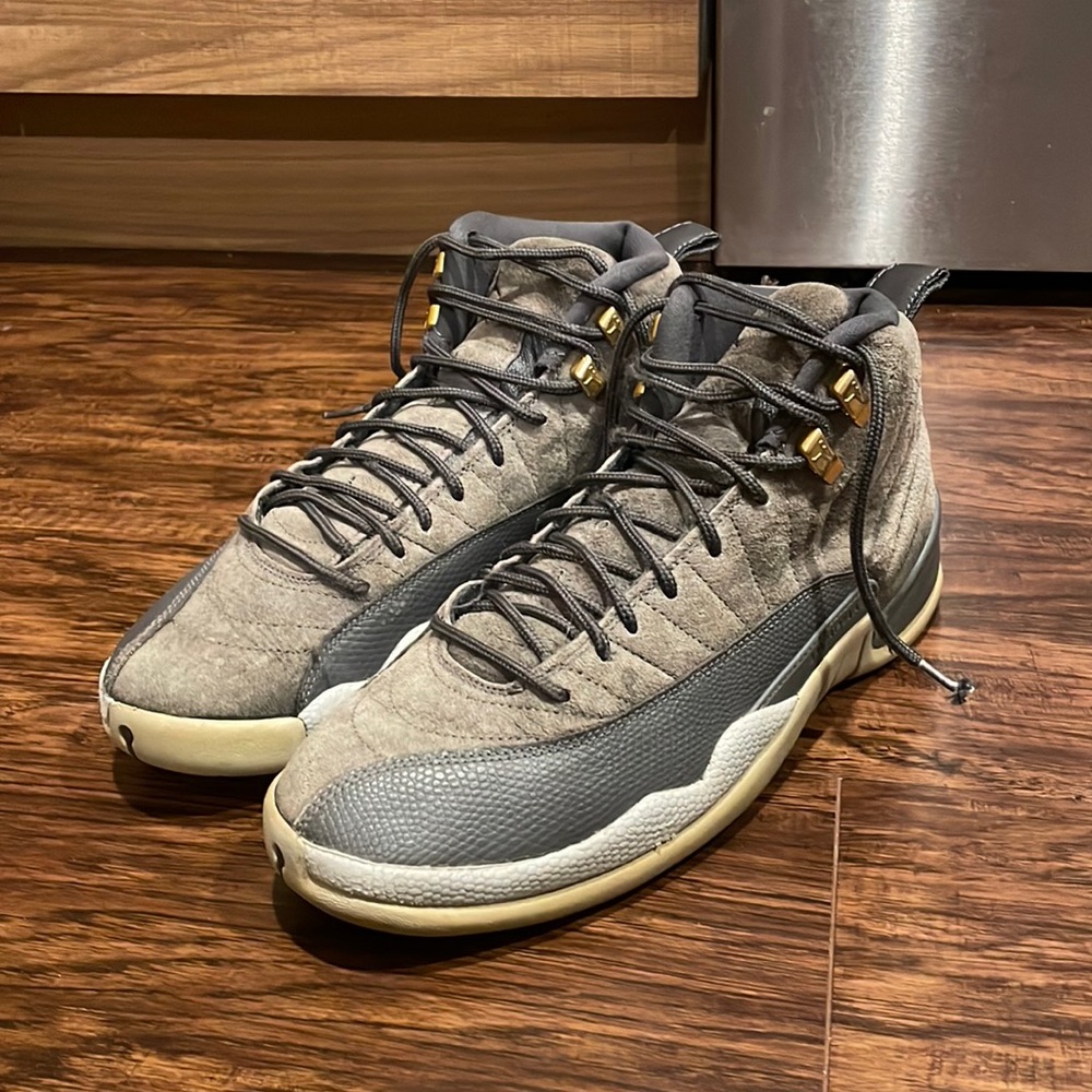 Jordan 12 Retro Dark Wolf Grey Mens Size 9 Sneaker Shoe Basketball 130690-005